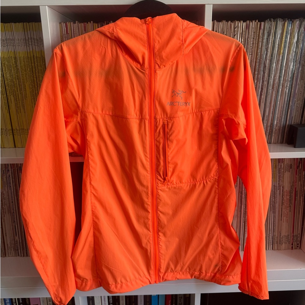 NWOT Arc'teryx Squamish Hoody Neon Orange Jacket